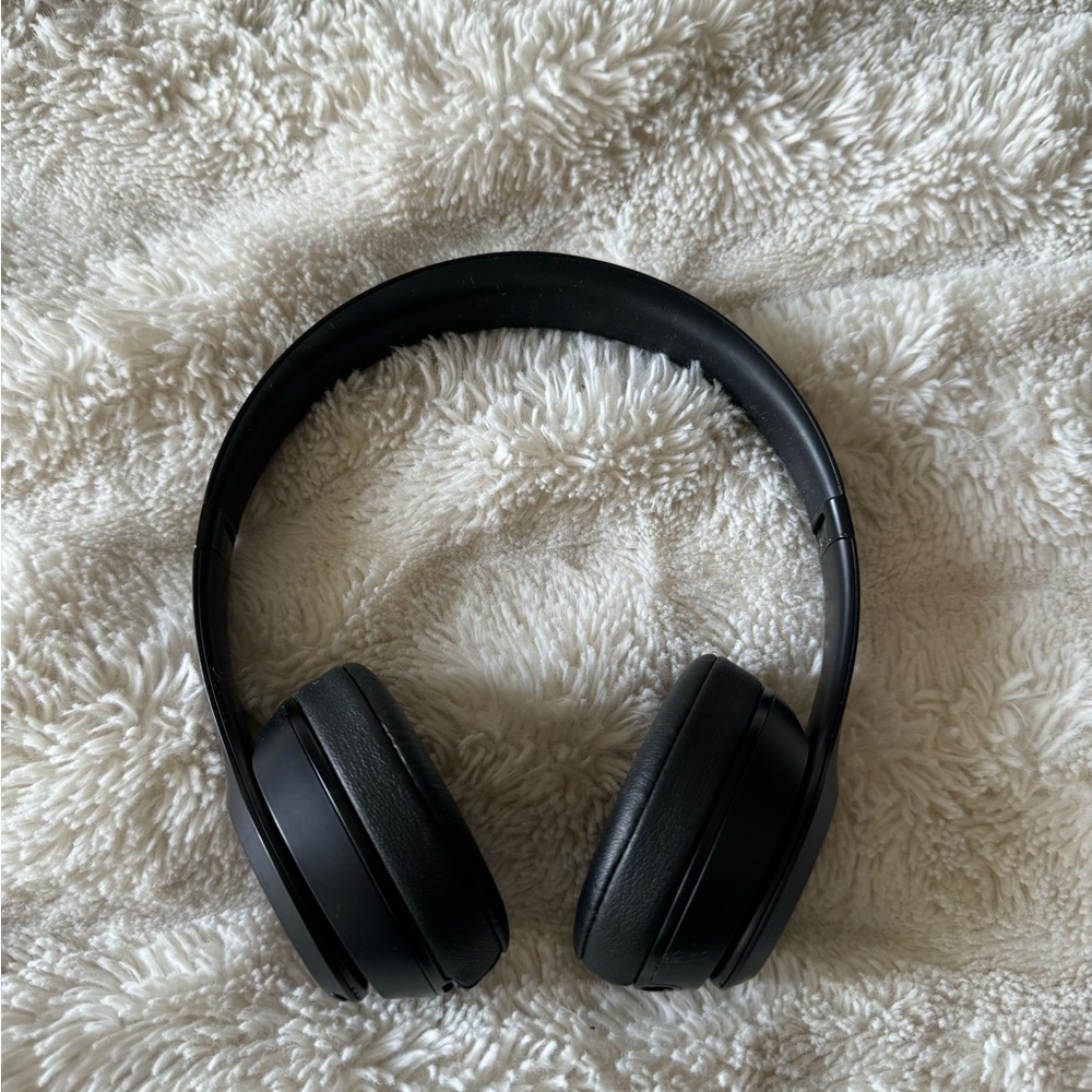 Beats Solo 3 Wireless Headphones